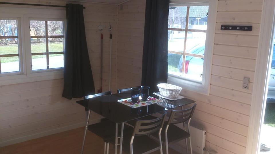 Tornby Strand Camping Cottages 히르츠할즈 객실 사진